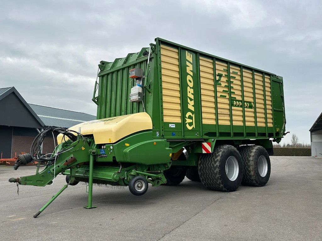 Krone ZX 400 opraapwagen