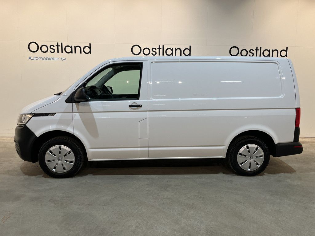Volkswagen Transporter 2.0 TDI L1H1 150 PK Automaat / Servicebus / Bott Inrichting / Euro 6 / Airco / CarPlay / 220V. / PDC / Cruise Control / Klep / 3-Zits / 51.000 KM !!