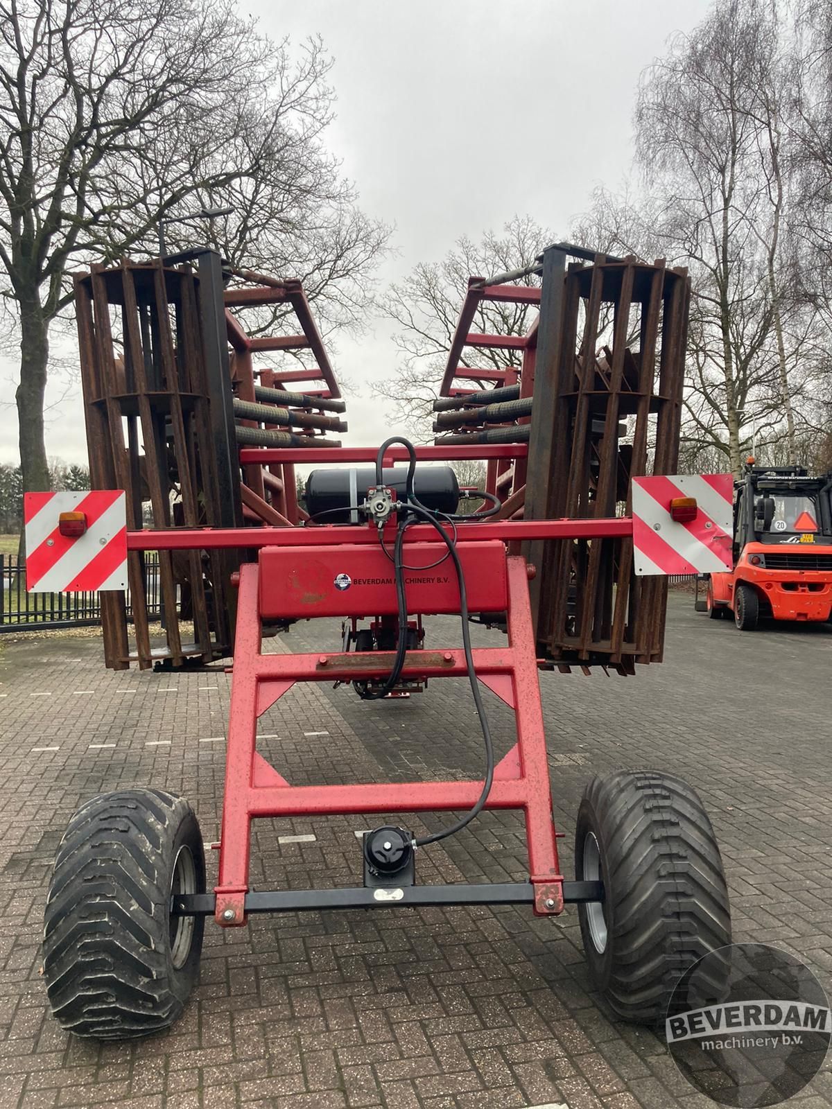 IAT Hektor Gigant 4M Stoppelbewerking