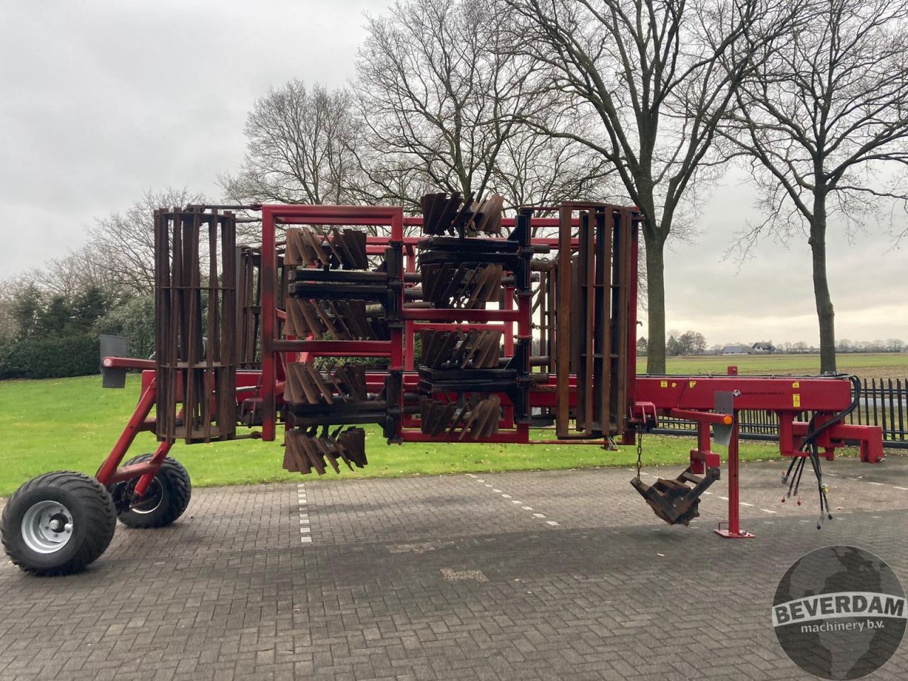 IAT Hektor Gigant 4M Stoppelbewerking