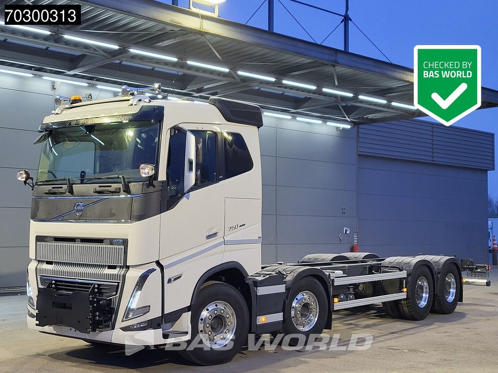 Volvo FH16 750 8X4 NEW 8x4 chassis! Air suspension Big-Axle Automatic VEB+ Euro 6