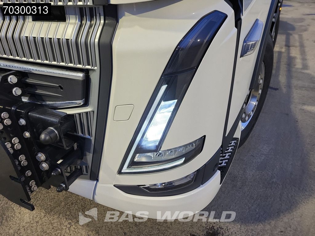 Volvo FH16 750 8X4 NEW 8x4 chassis! Air suspension Big-Axle Automatic VEB+ Euro 6