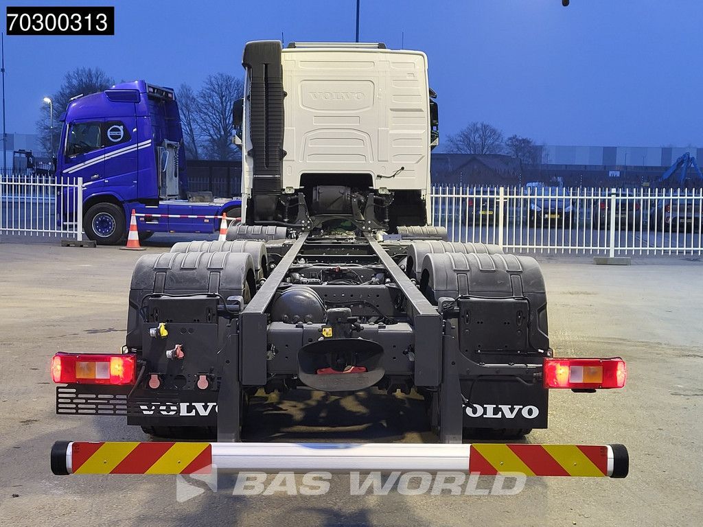 Volvo FH16 750 8X4 NEW 8x4 chassis! Air suspension Big-Axle Automatic VEB+ Euro 6