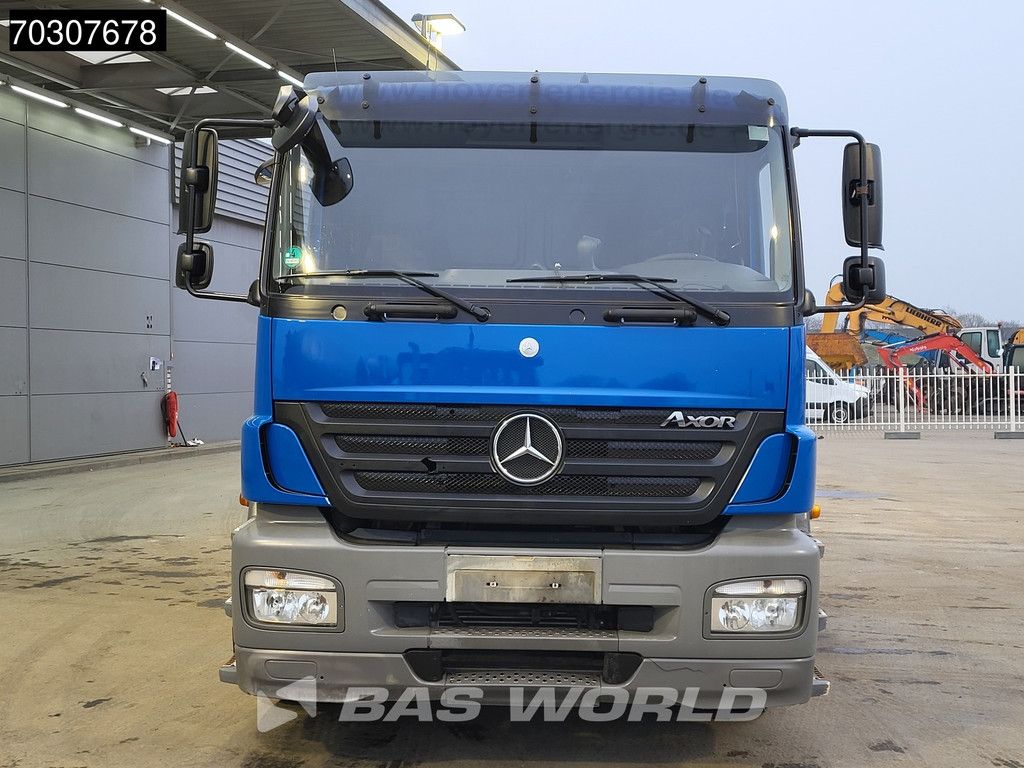 Mercedes Axor 1824 4X2 14.000 liter Diesel tank 3 compartments Manual Euro 5