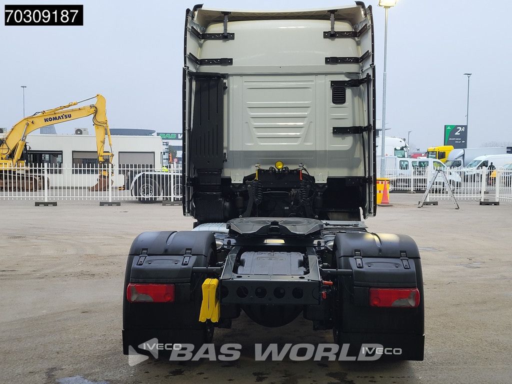 Iveco S-Way 460 4X2 NEW! Mega 2xTanks Standklima LED Navi