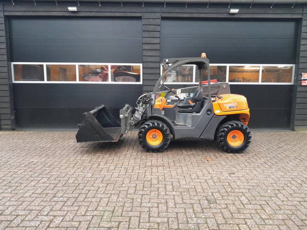 Ausa T 144 H X4 mini verreiker met bak en vorken