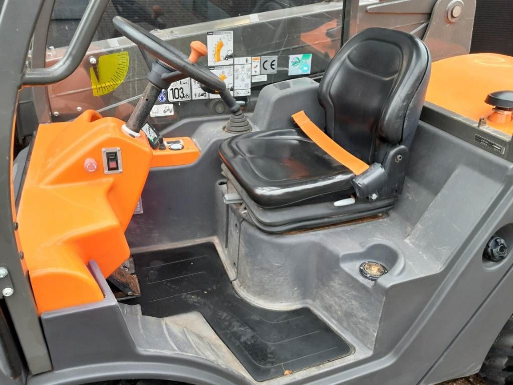 Ausa T 144 H X4 mini verreiker met bak en vorken