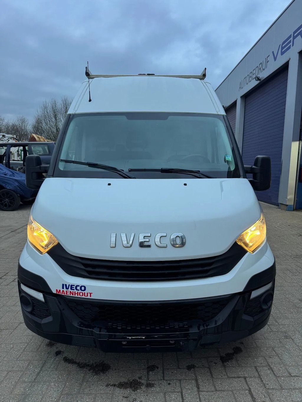 Iveco Daily 35S16 **EURO 6B-LOW MILEAGE-BELGIAN ORIGINE**