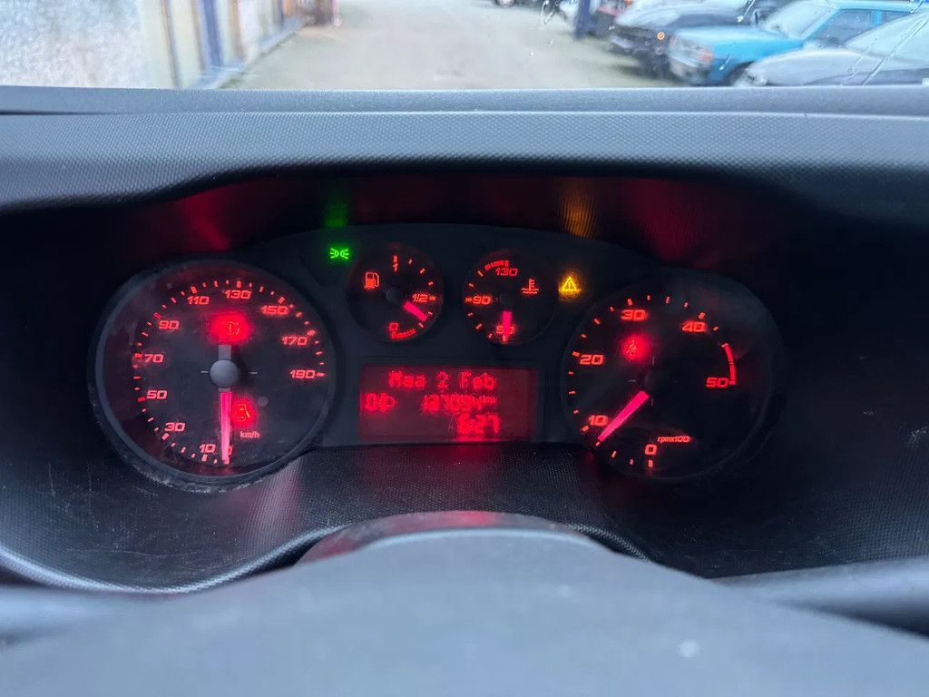 Iveco Daily 35S16 **EURO 6B-LOW MILEAGE-BELGIAN ORIGINE**