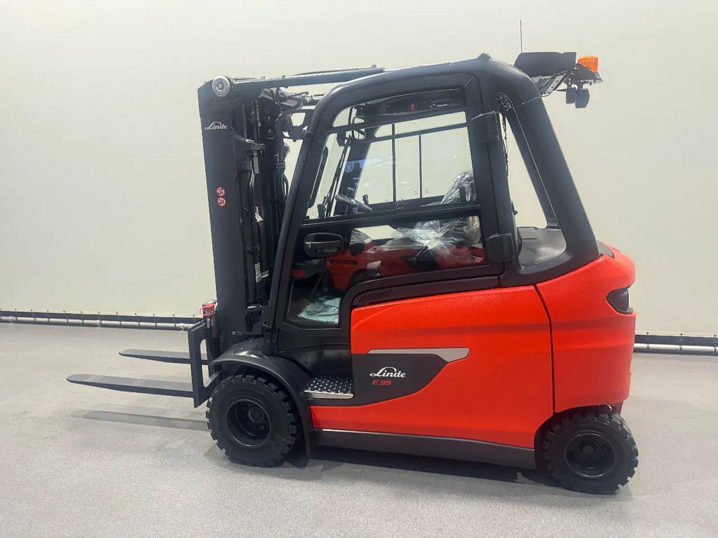 Linde 1252 E 35 HL-01 inclusief AIRCO