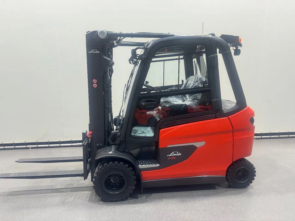 Linde 1252 E 35 HL-01 inclusief AIRCO