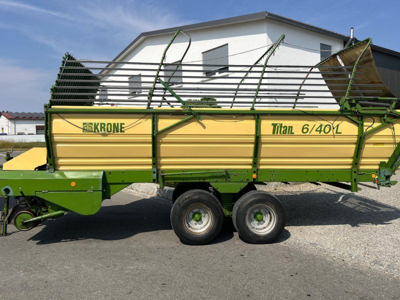 Krone Titan 6/40 L auch gut als Basis für einen Rückewagen / Holztra