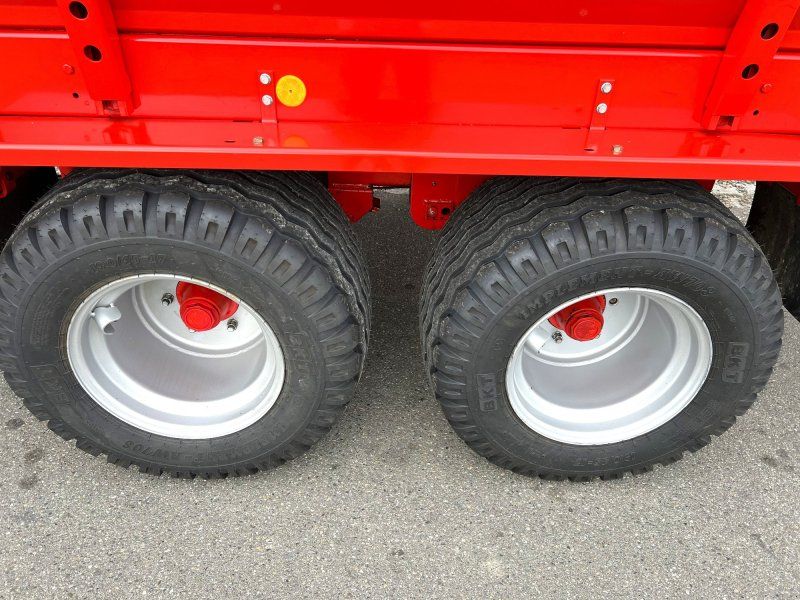 Pöttinger Ladeprofi 3 G Profimatic im Topzustand und mit neuen 19-er Breit