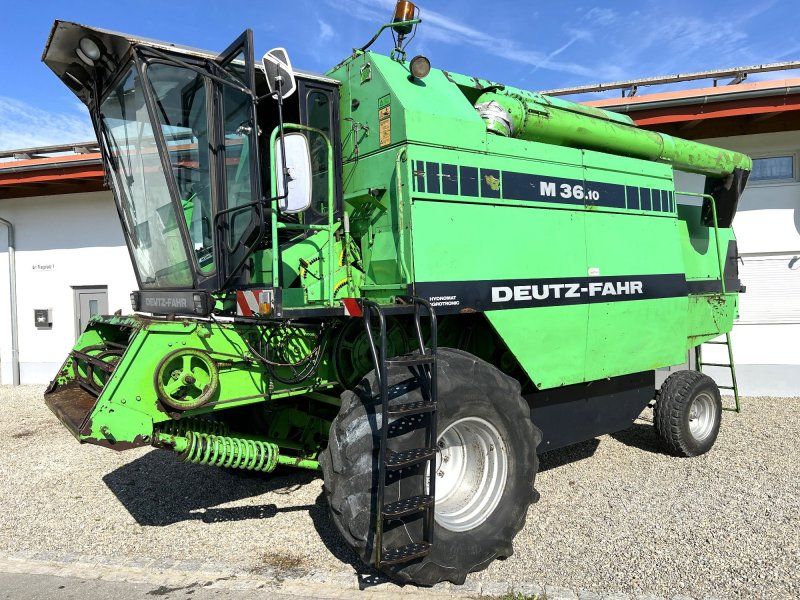 Deutz-Fahr M 36.10 mit 4,2 Meter Schneidwerk und Schneidwerkswagen