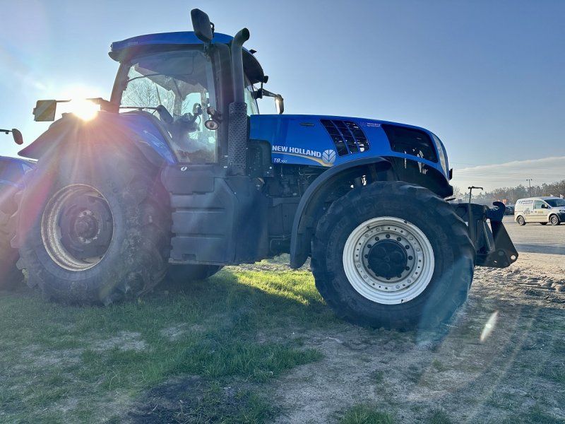 New Holland T 8.360