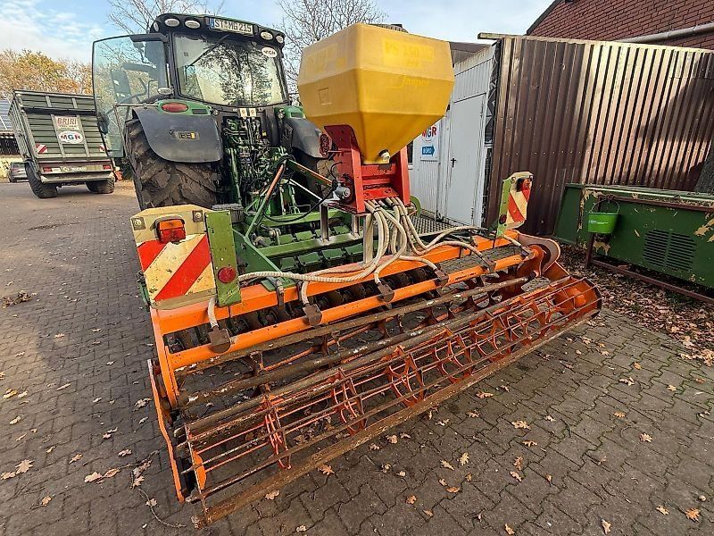 Amazone Catros 3003 special+ APV Streuer