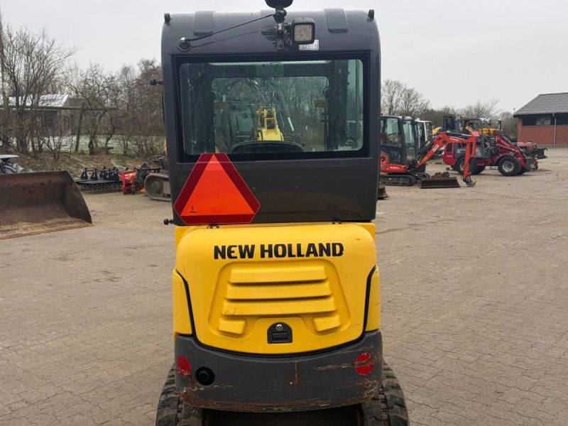 New Holland E18 C M. Tiltman