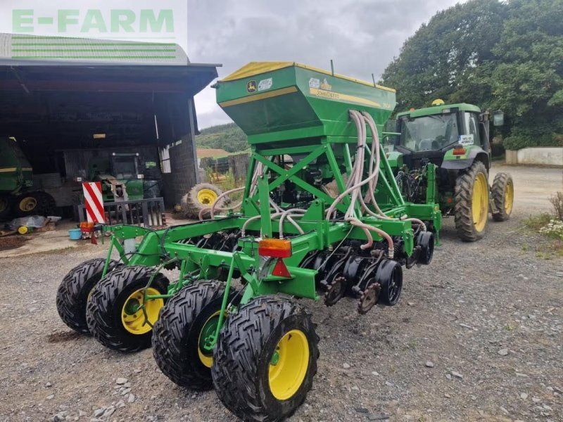 John Deere 750A