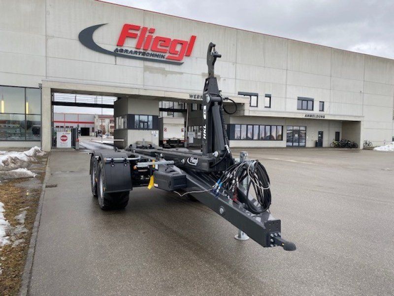 Fliegl HKL 18