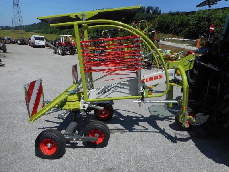 Claas Liner 370
