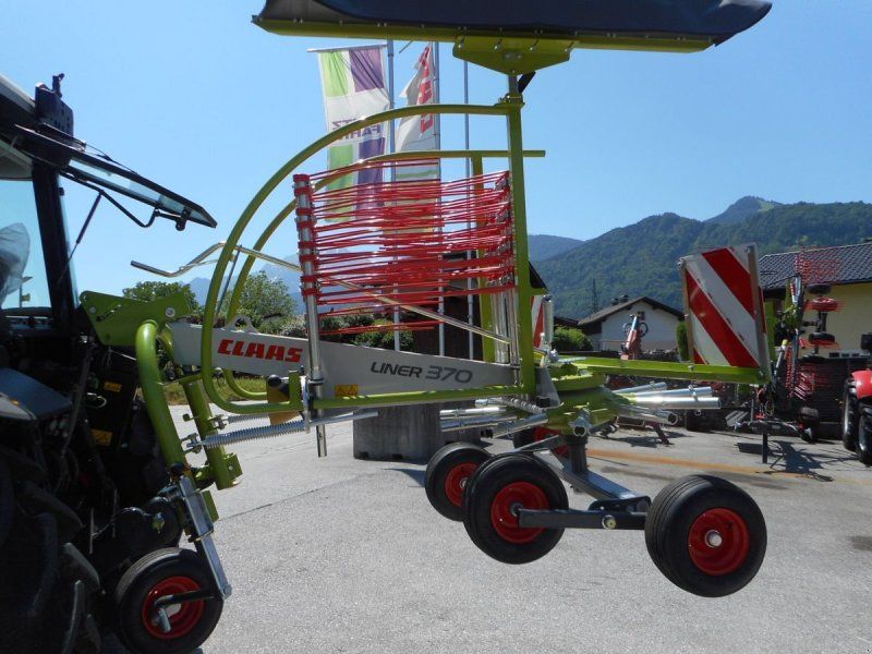 Claas Liner 370