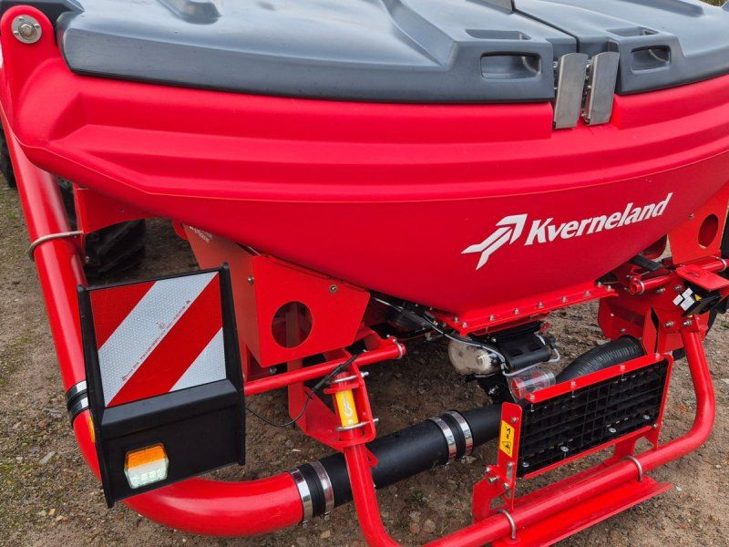 Kverneland F-Drill fronttank med hjulpakker