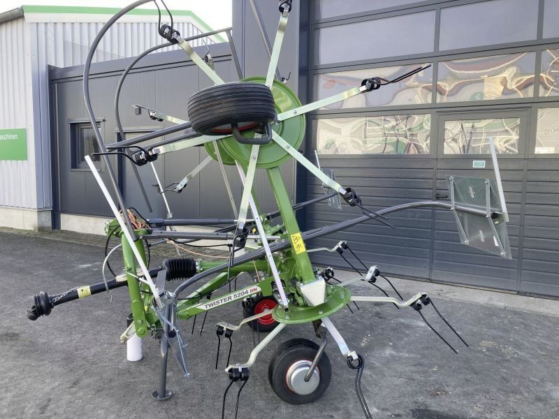 Fendt TWISTER 5204 DN