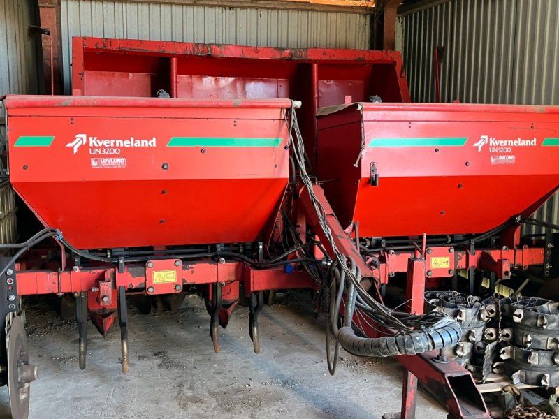 Kverneland UN 3200 fast gødning og bejseudstyr