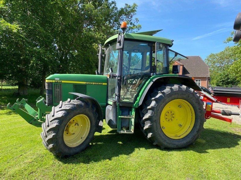 John Deere 6210 SE