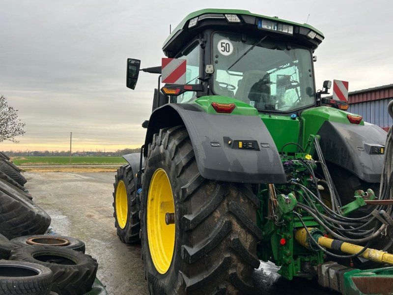 John Deere 7R 310