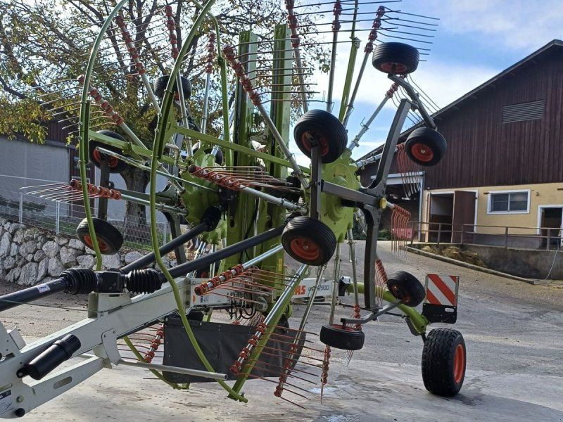 Claas Liner 2900 Mittel er