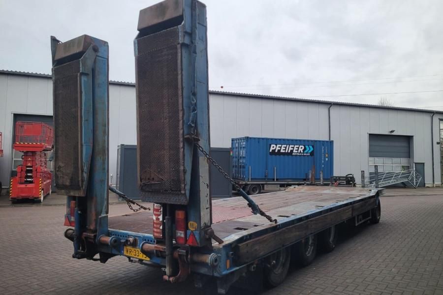 Lako SDA-434 Dutch Registration, 4 Axles, 25.5t Loading