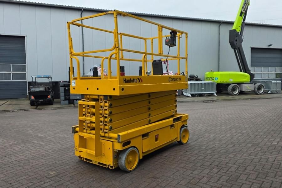 Haulotte COMPACT 14 Electric, 14m Working Height, 350kg Cap