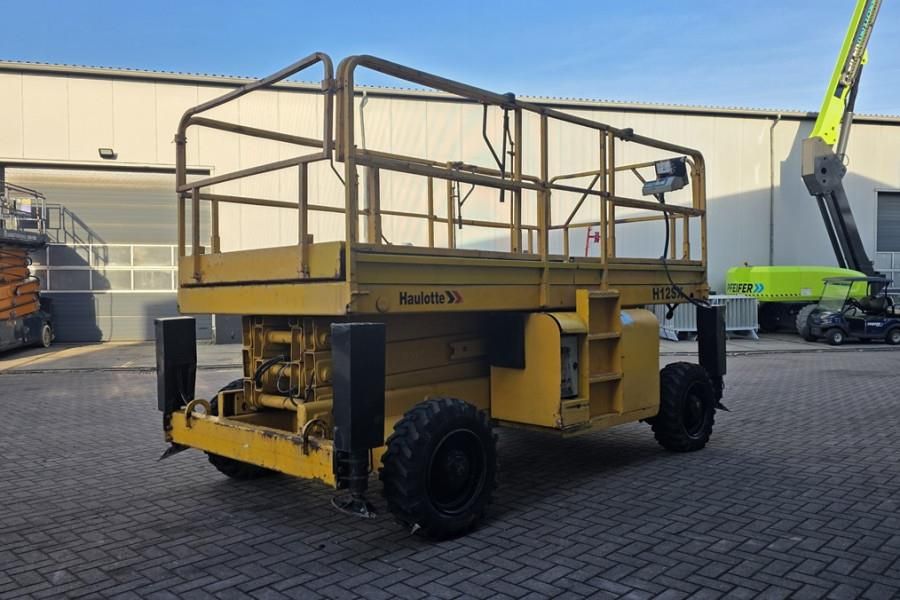 Haulotte H12SX Diesel, 4x4 Drive, 12m Working Height, 700kg