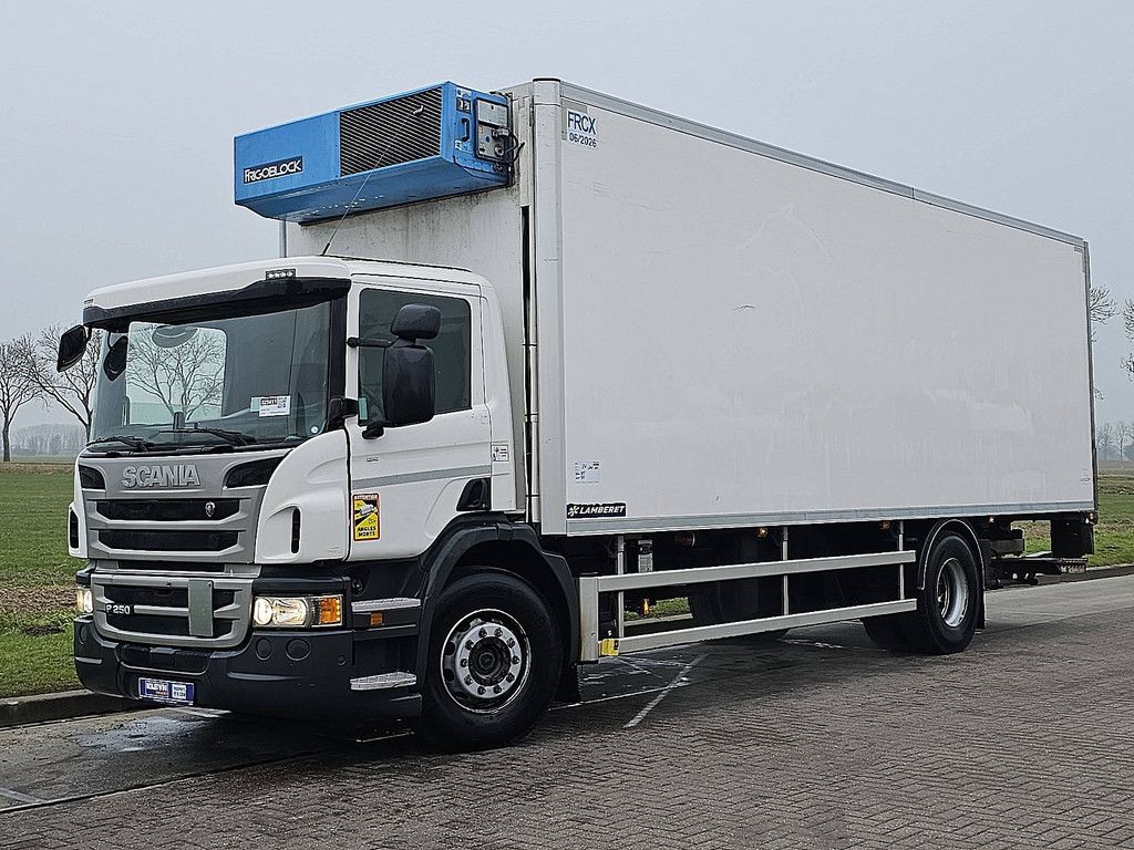 SCANIA P250 lamberet frigo lift