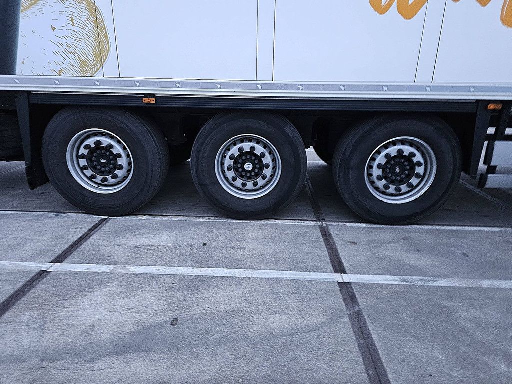 SCHMITZ SKO 24