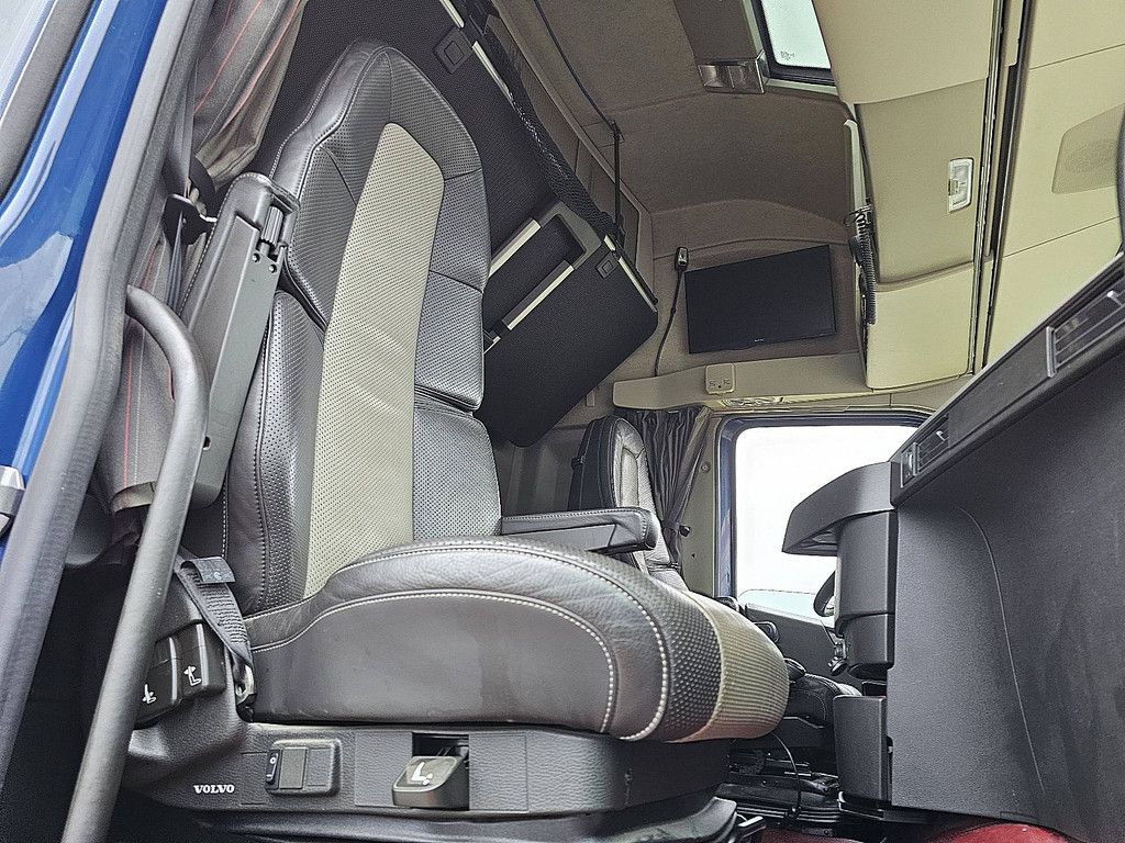 VOLVO FH 540 xl 6x2 xenon pto+hyd