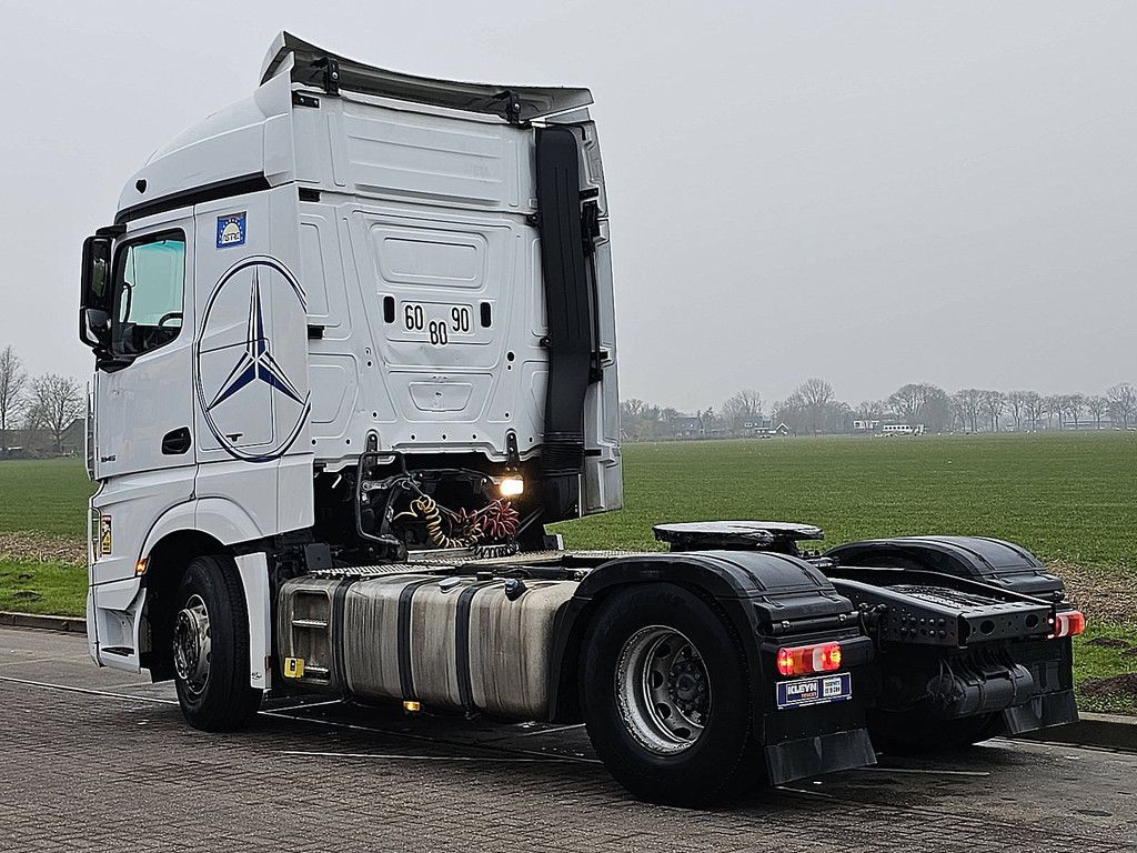 MERCEDES-BENZ ACTROS 1845 LS