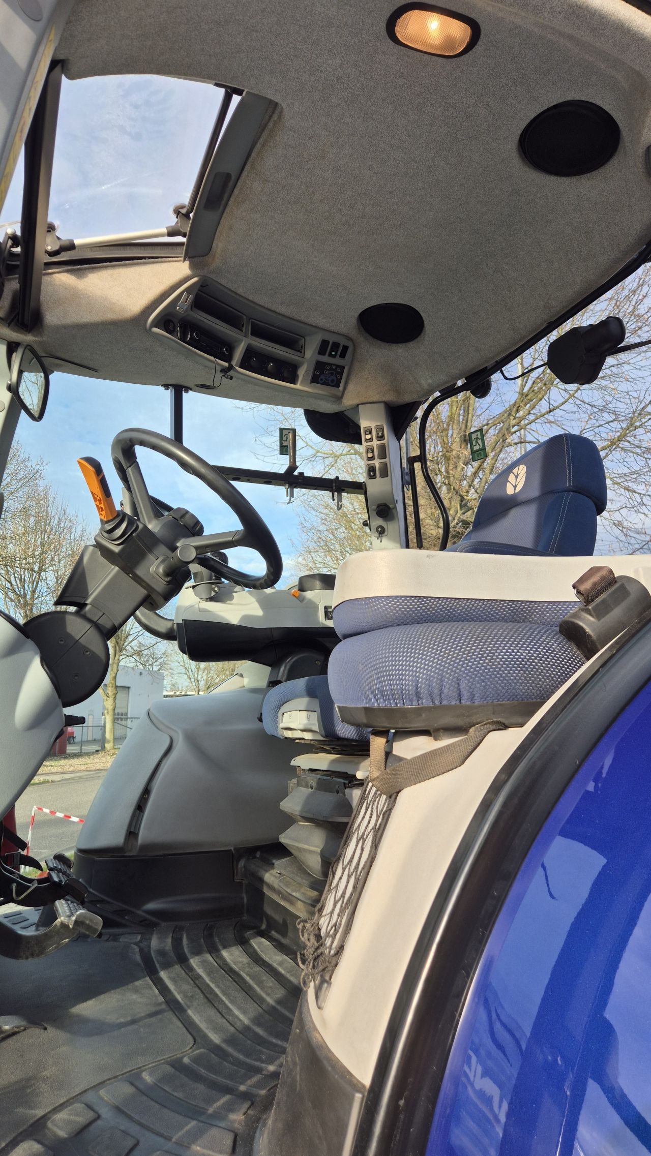 New Holland T7.230 PC 40Kmh-eco Lucht, Fronthef, BluePower