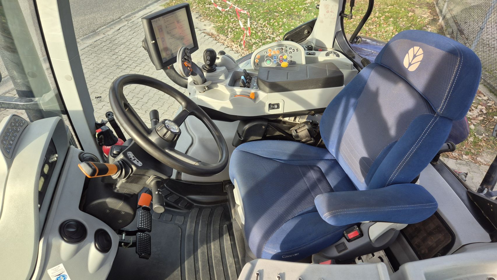 New Holland T7.230 PC 40Kmh-eco Lucht, Fronthef, BluePower