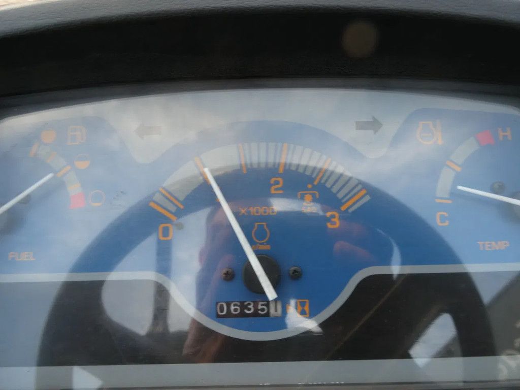 Shibaura ST318 4wd / 0635 Draaiuren / Voorlader