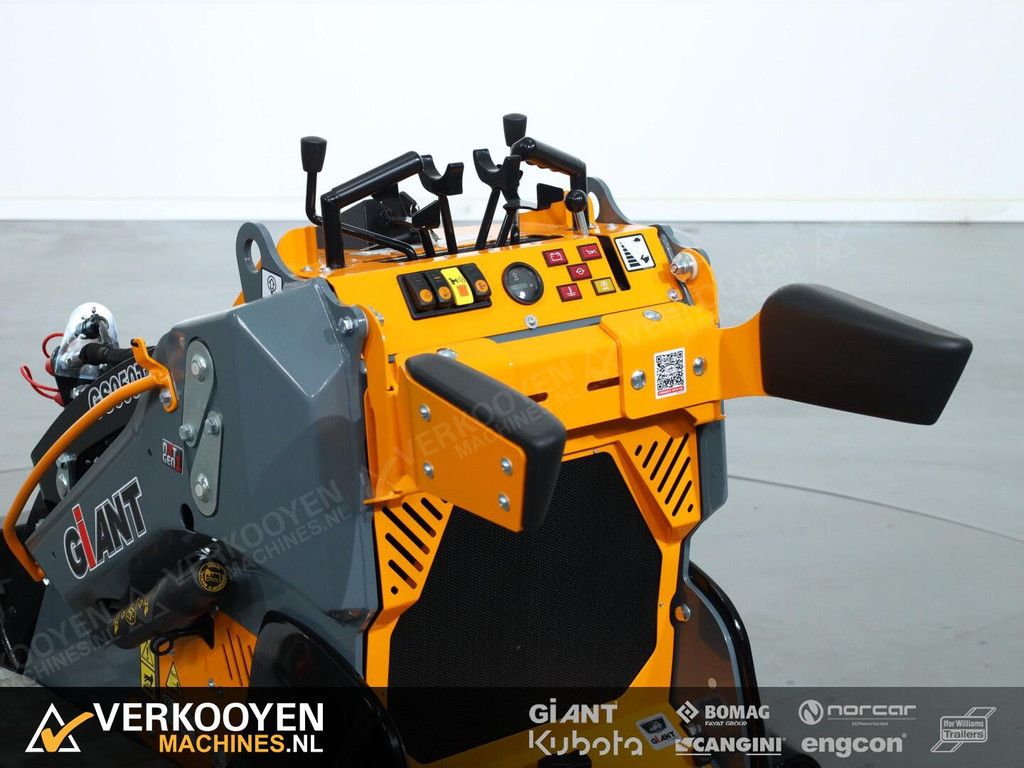 2026 Giant GS950T Skidsteer VK10507