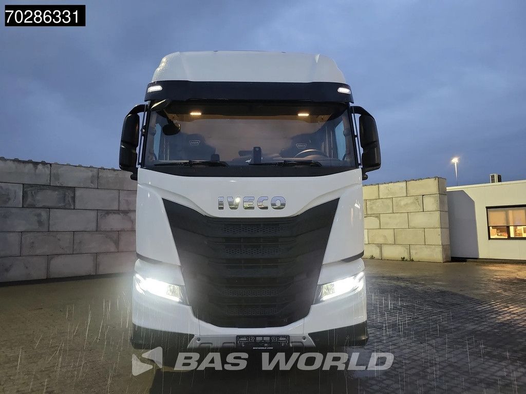 Iveco S-Way 490 6X2 2000kg Ladebordwand Lift/Steering Axle Automatic Navi ACC Euro 6