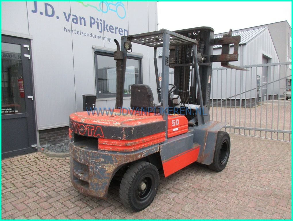 Toyota 02-7FD45 diesel 5000kg+triplex6m+freelift+3xhydrauliek