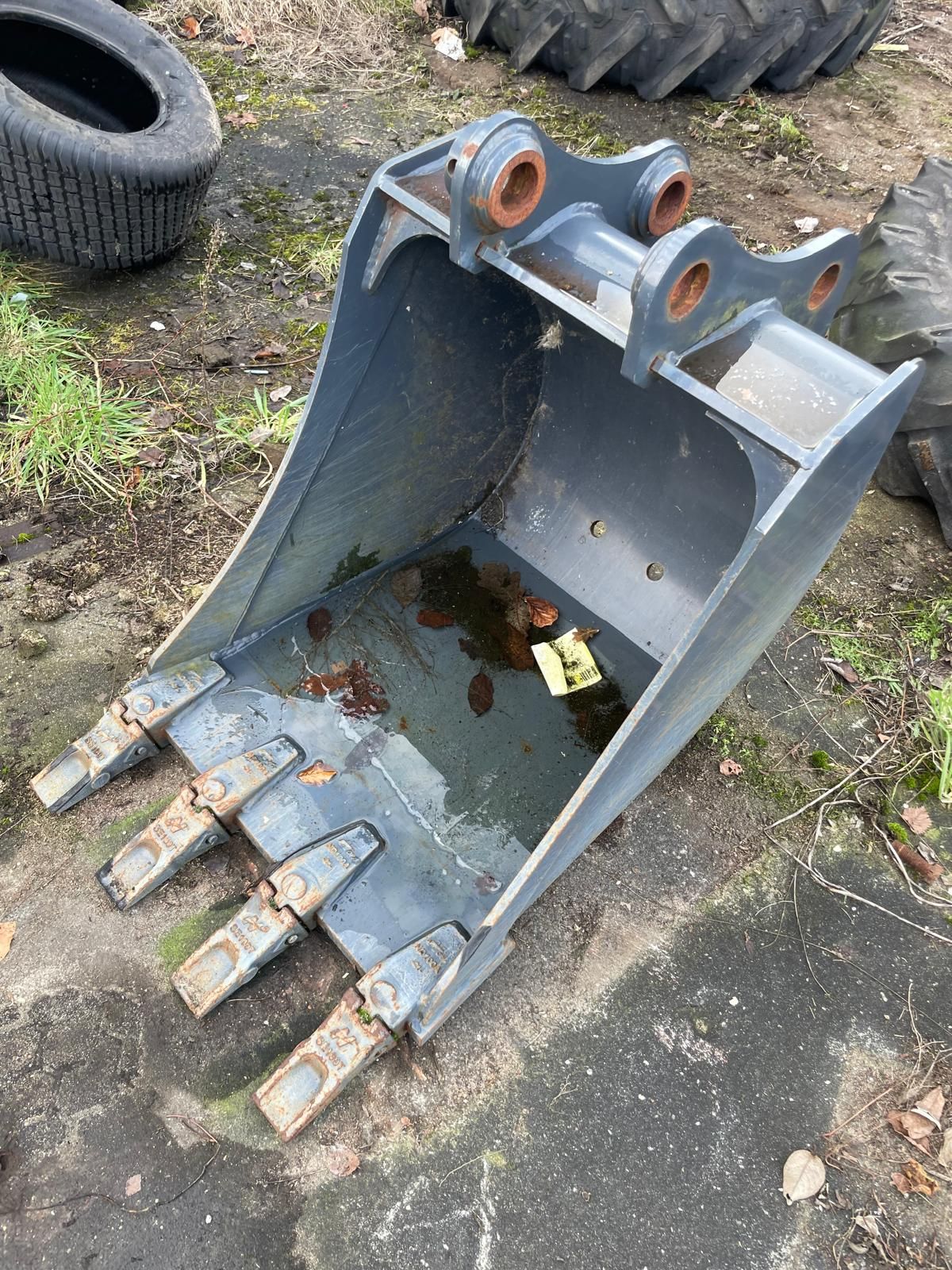 Graafbak dieplepelbak met tanden