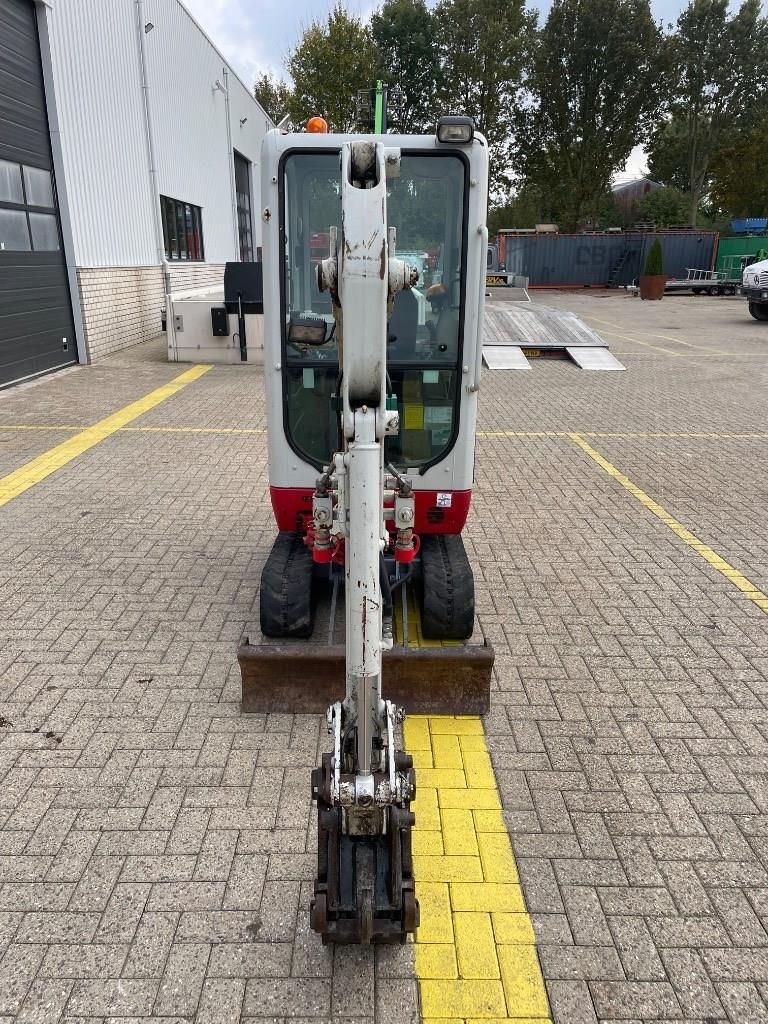 Takeuchi TB 216 GERESERVEERD