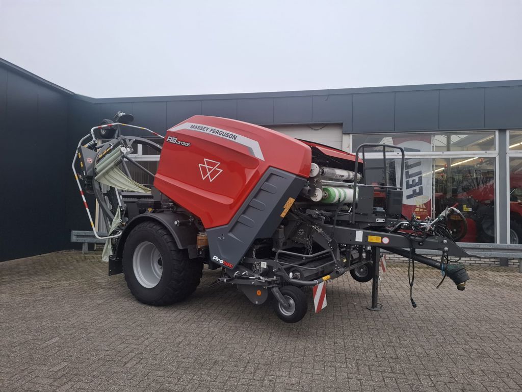 Massey Ferguson RB.3130F PROTEC