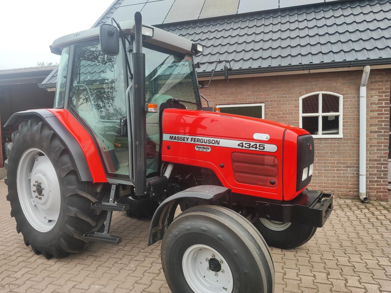 Prachtige Massey Ferguson 4345
