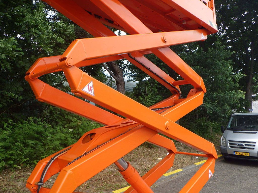 Scissor lift SkyJack SJ3220 8.10m Electric 2011