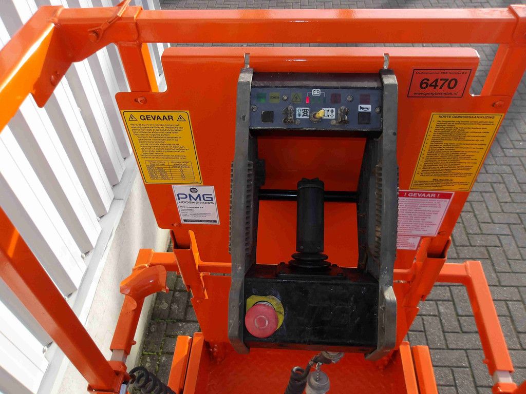 JLG 2032ES 8.10m Electric Scissor Lift 2017